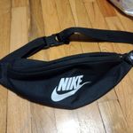 Nike crossbody heritage swoosh bag Photo 1