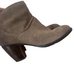Steve Madden Women's Size 8M Milaan Suede Brown Heeled Booties Boots Photo 6