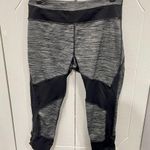 Kyodan Cropped Grey and Black Leggings Photo 0