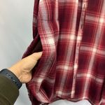 Jachs Girlfriend  New York XXL Red Button Front Flannel. Photo 3