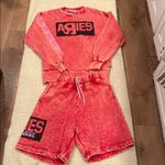 VANS x Vault Aries Sweatshort Maroon Tie Dye Women's Size Small Red Photo 2