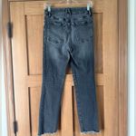 Good American  Good Legs Exposed Button Frayed Ankle Cigarette Jeans‎ size 6/28​ Photo 7