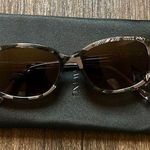Vera Wang  Sunglasses Photo 0