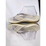 Vionic  Fallyn Cream Toe Post Orthotic Arch Support Suede Sandal Womens Size 9 Photo 4