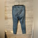 Gap high rise true skinny size 10/30. Inseam 28” raw hem. Vintage v style Photo 2