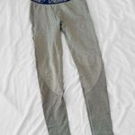 Gymshark β
Flex Leggings - Light Gray Earl/Indigo β
Photo 3