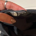 The North Face  cropped pullover Sweatshirt Size S in Black Photo 7