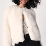 VICI NWT  Hot List Faux Fur Jacket - Ivory. Size Small Photo 0