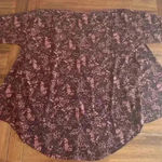 LuLaRoe Lightweight Floral Kimono Women's Size M Burgundy Photo 9