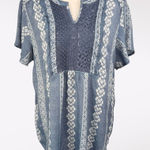 Como vintage Blue & White Short Sleeve Boho Top Flowy Blouse Medium Photo 0