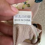 Floral short sleeve dressy blouse Size Large Photo 4