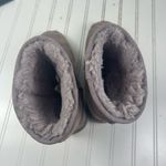 UGG  AUSTRALIA Classic Short Purple Suede Boots Sheepskin Women’s Size 7 Photo 4