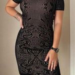 Guess bodycon  dress size small shown on xs Photo 0