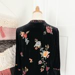 Johnny Was Sisilia Floral Embroidered Velvet Top Black Sz S Photo 8