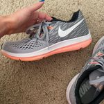 Nike Zoom Winflo 4 Running Shoes Photo 0