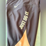 Nike EUC  Dri Fit Workout Leggings Photo 3