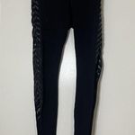 Lululemon Black long geometric vinyl printed yoga leggings size 6 Photo 0