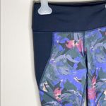 Patagonia centered crop leggings in abstract jungle print size XS Photo 80