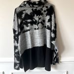 Cato Sweater/Sweatshirt Photo 3
