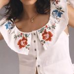 PILCRO FOR ANTHRO FLORAL NEEDLEPOINT EMBROIDERY BUTTON RUFFLE COLLAR COTTON CROP White Size XS Photo 1