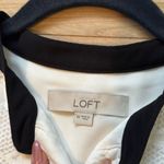 Ann Taylor  Loft Ivory Embroidered Floral Black Color Block Shift Dress size medi Photo 2