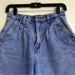 Bill Blass Vintage  High Waisted Darted Slash Pocket Denim Jean Shorts Size 6 Photo 2