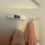 Uniqlo White Gauze Wrap Size Medium Photo 1