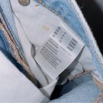 American Eagle  Light Wash Denim Distressed Mom Jean size 6 short Photo 5