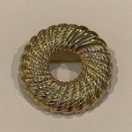 Monet Pretty Signed Brooch Pin Gold Tone Round Photo 0