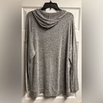 Free Kisses 💕 2 For $10  Hooded Short Sleeve Too Size 2X Photo 3