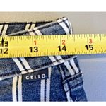 Cello Denim Shorts Womens Sz S Blue White Striped Raw Hem Button Fly 2.5" Inseam Photo 4