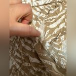 Liverpool  Shorts Women's Size Small Tan & White Casual Elastic Waist Shorts S Photo 1