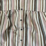 Old Navy Size Medium, Wide Strap tank, with Functional Buttons and Stretch back, pit to pit is 18, length is 24 Photo 4