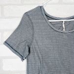 Lululemon  Athletica Striped Short Sleeve‎ Top with Pocket Size 6 Photo 2