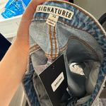 Signature8 Women’s XS Blue Denim Distressed Destroyed Shorts New Photo 4