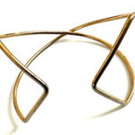 Gold tone cut out open cuff bracelet Photo 0