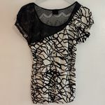 Daytrip Women’s black and white  dress shirt, lace cutoff size small‎ Photo 2
