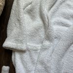 Barefoot Dreams  White Robe Photo 1