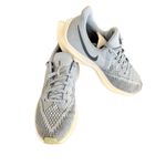 Nike  Air Zoom Sneakers size 9.5 Photo 2