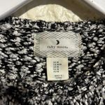 Ruby Moon  Women’s black & white long sleeve pullover sweater‎ size medium Photo 4