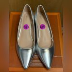 Cushionare Cushionaire Elegant Silver Women's Kitten Heels. Size-8.5 Wide Photo 5