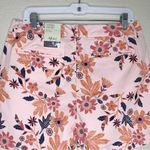 Style & Co NWT Women’s Size 10 Floral Mid Rise Chino Shorts Photo 9