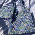 Vera Bradley BNWT  hanging around sloth tote bundle  Photo 0