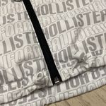 Hollister  rain jacket Photo 2