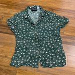 Sag Harbor Vintage  Petite Green Floral Short Sleeve Button Up Shirt Size Medium Photo 0