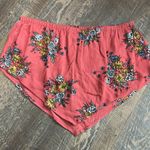 Sadie & Sage floral cropped top. It is a coral Photo 3