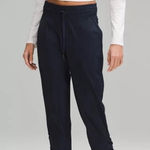 Lululemon  Dance Studio Mid-Rise Cropped Pant in the True Navy Sz 8 Photo 0