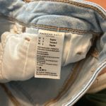 American Eagle  Mom Straight Jeans Photo 3