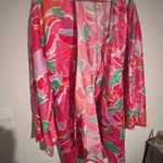 ASOS DESIGN Maternity satin wrap beach kimono with bold abstract print in pink Size undefined Photo 8