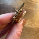 Vintage 1970s Avon Gold Tone Cameo Solid Perfume Locket Brooch Photo 1